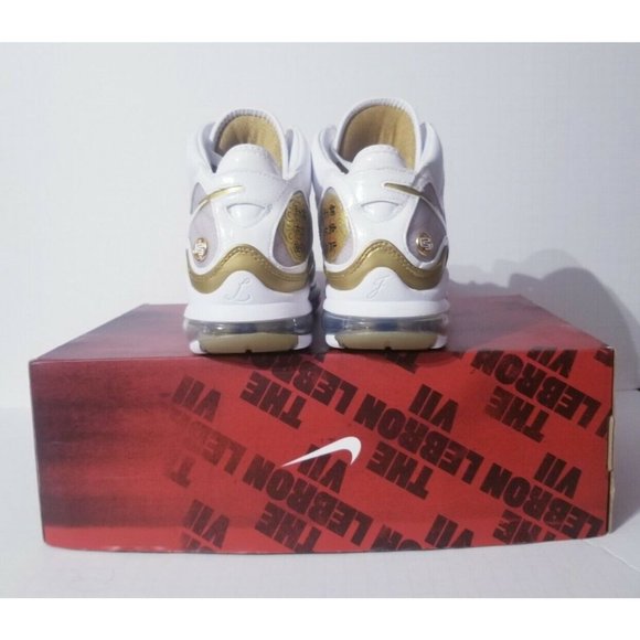 Nike LeBron 7 QS China MoonWhite Metallic Gold